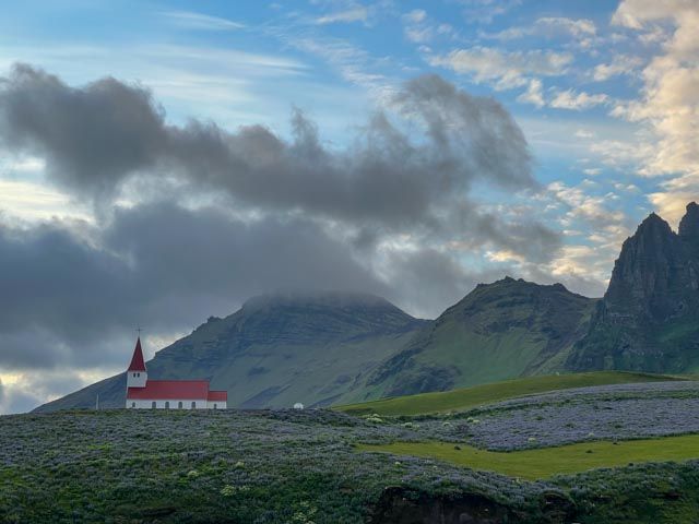 Víkurkirkja, Vík
