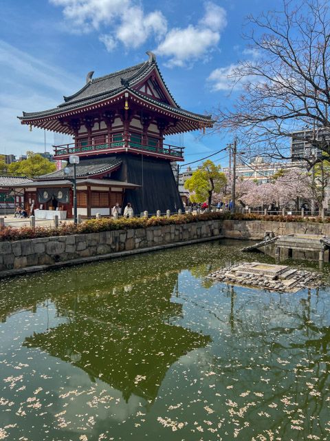 Shitenno-ji Temple